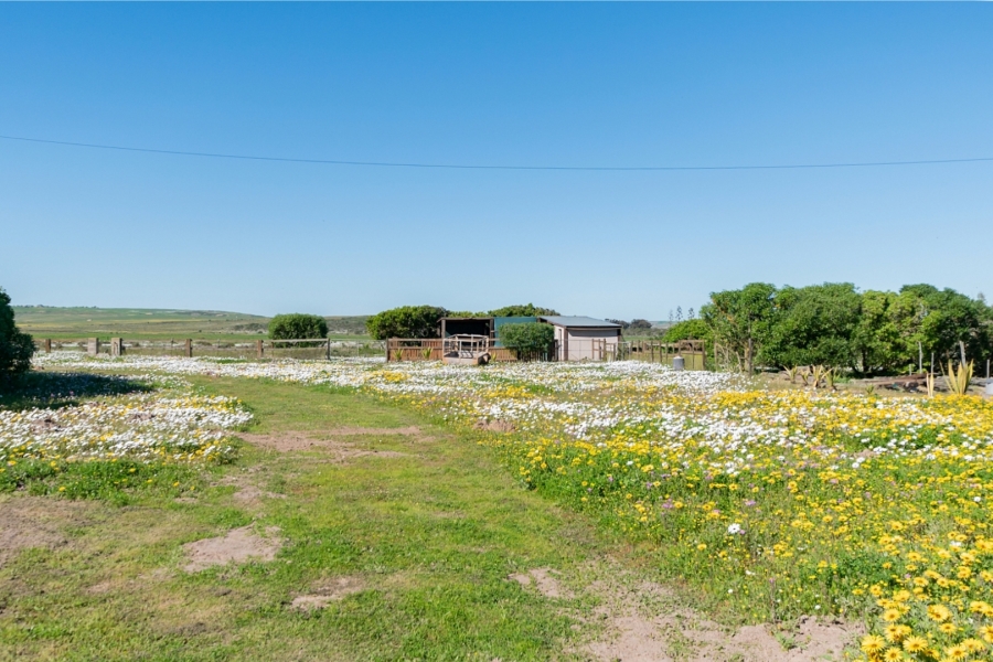 5 Bedroom Property for Sale in Trekoskraal Western Cape